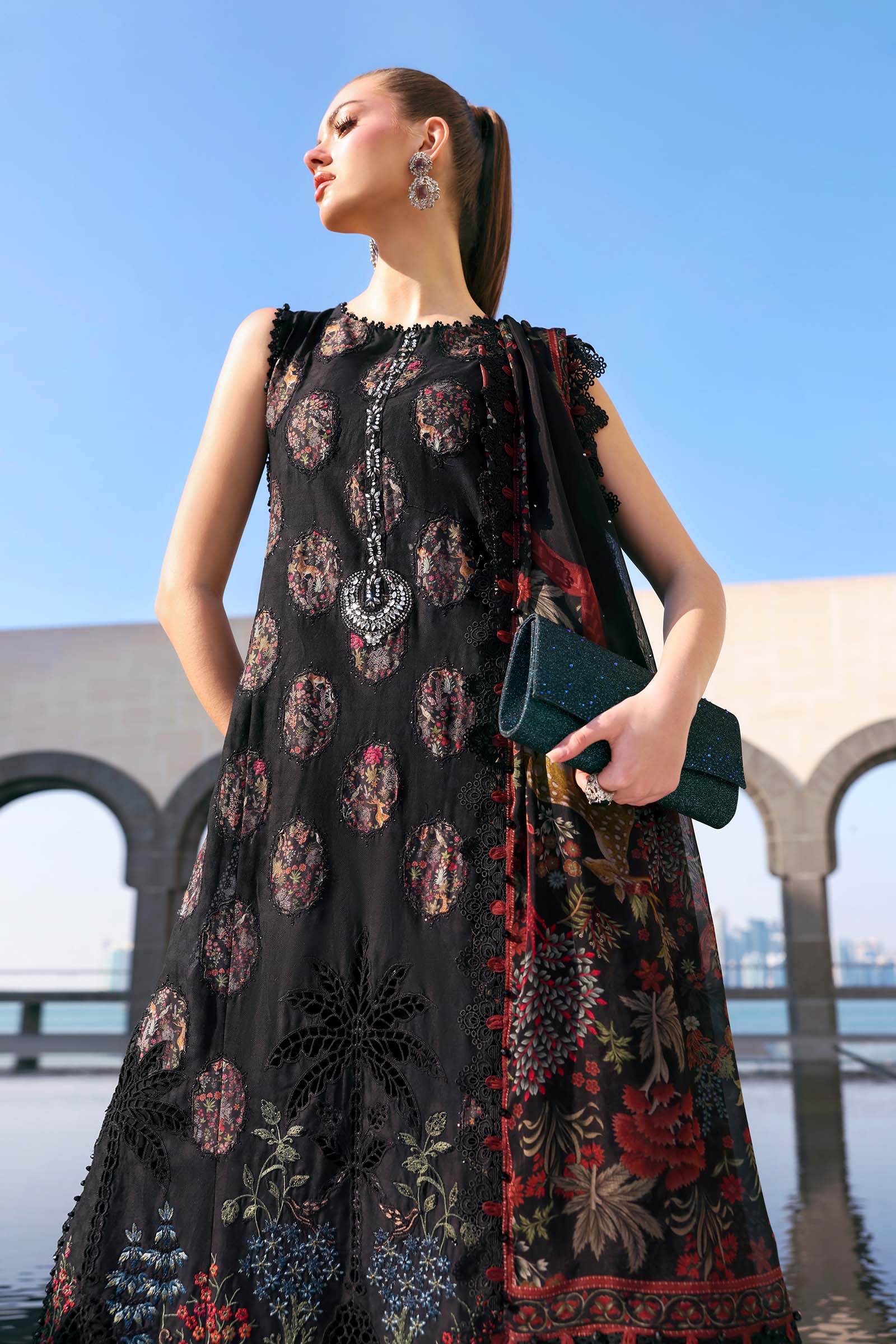3 Piece Unstitched Embroidered Jacquard Lawn Suit - Image 5
