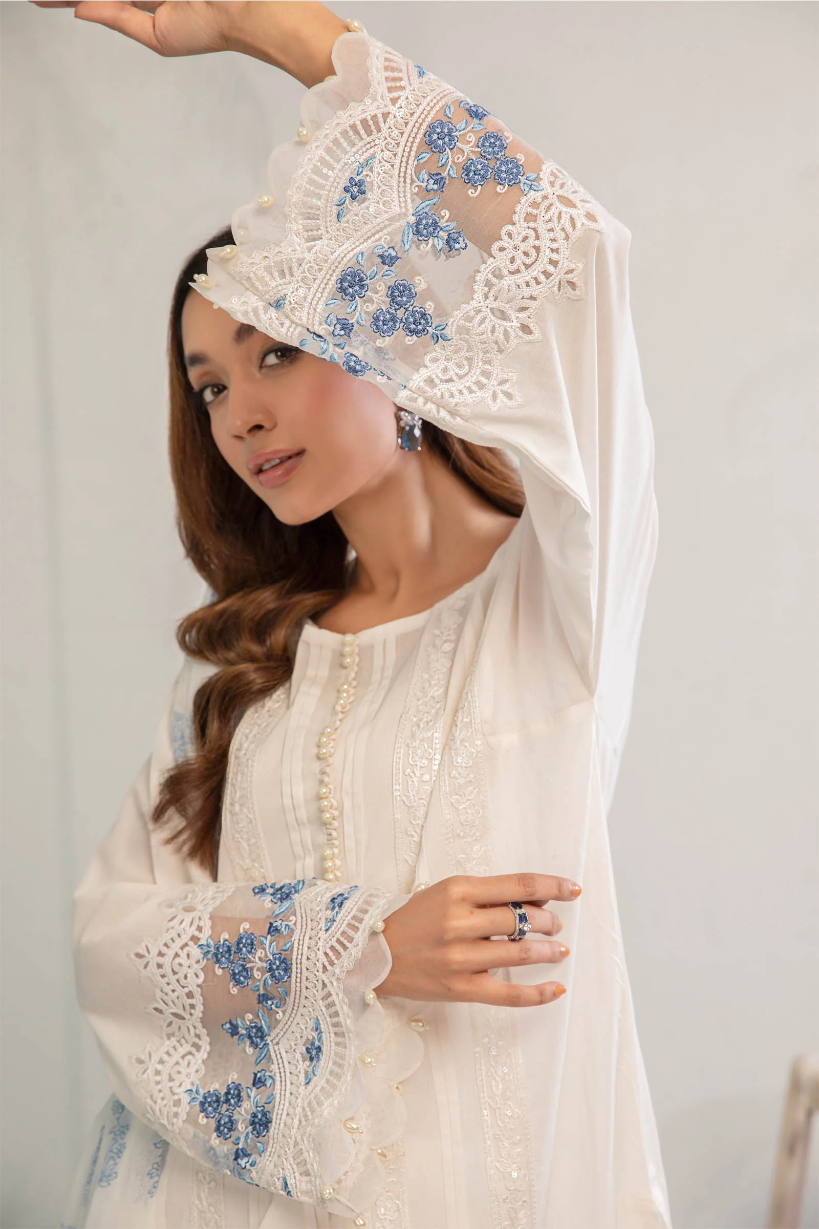 Suit White DW-EA23-16 - Image 3