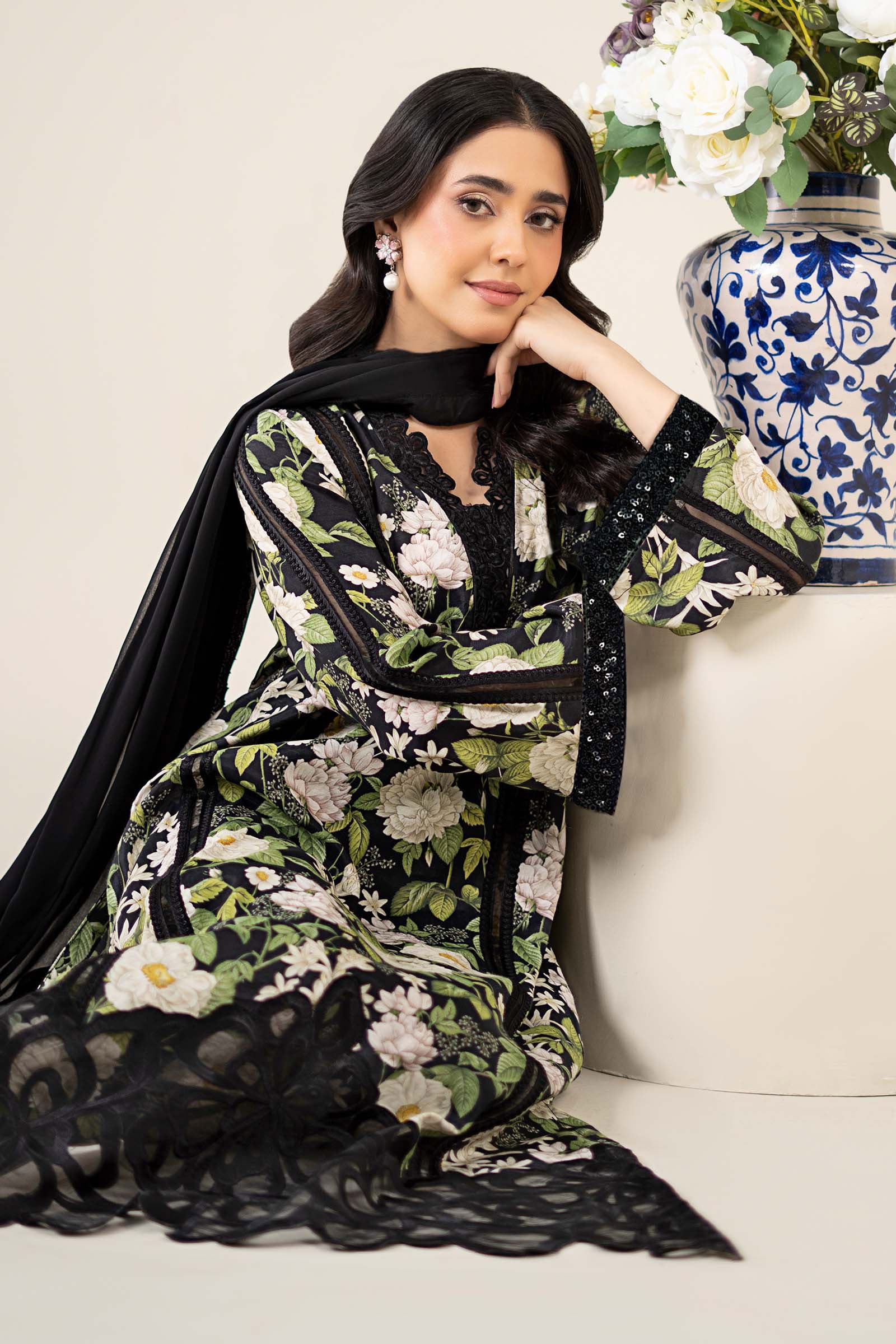 3 Piece Printed Raw Silk Suit - Image 3