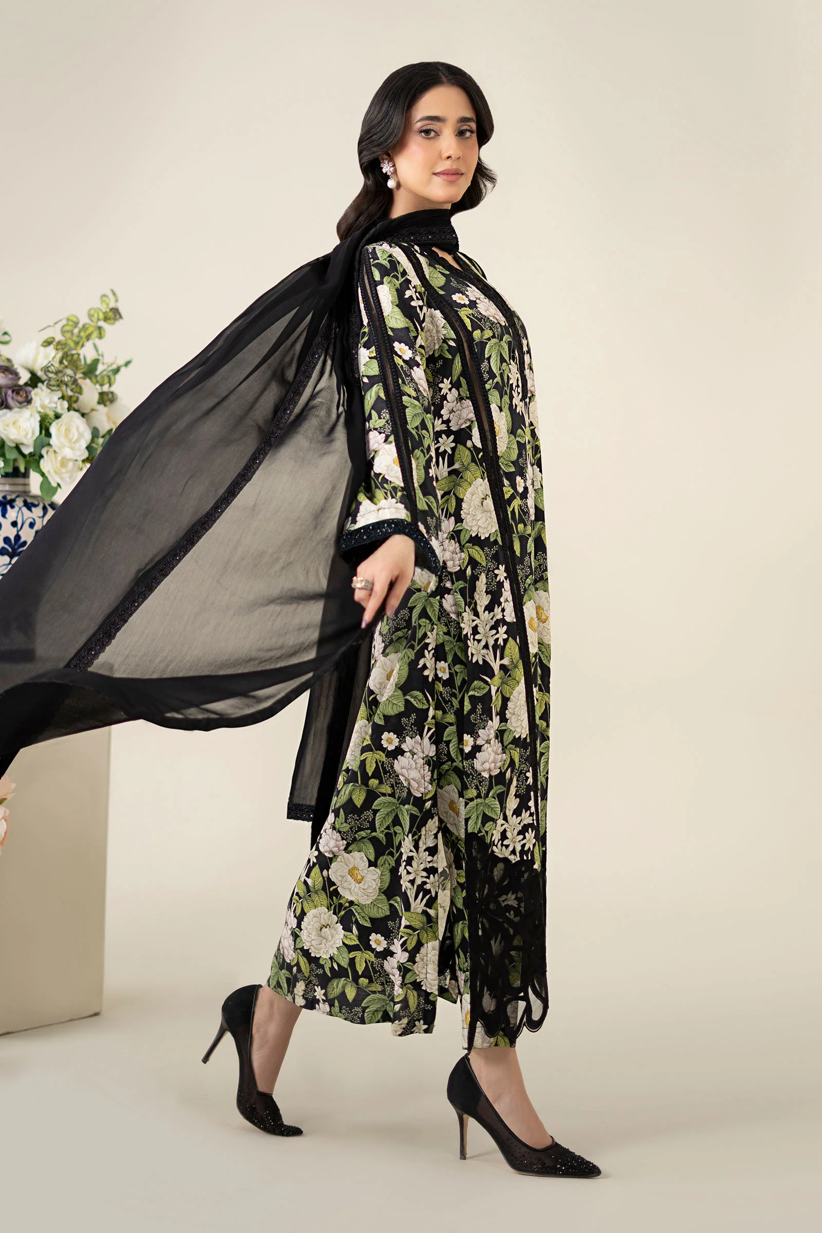3 Piece Printed Raw Silk Suit - Image 5