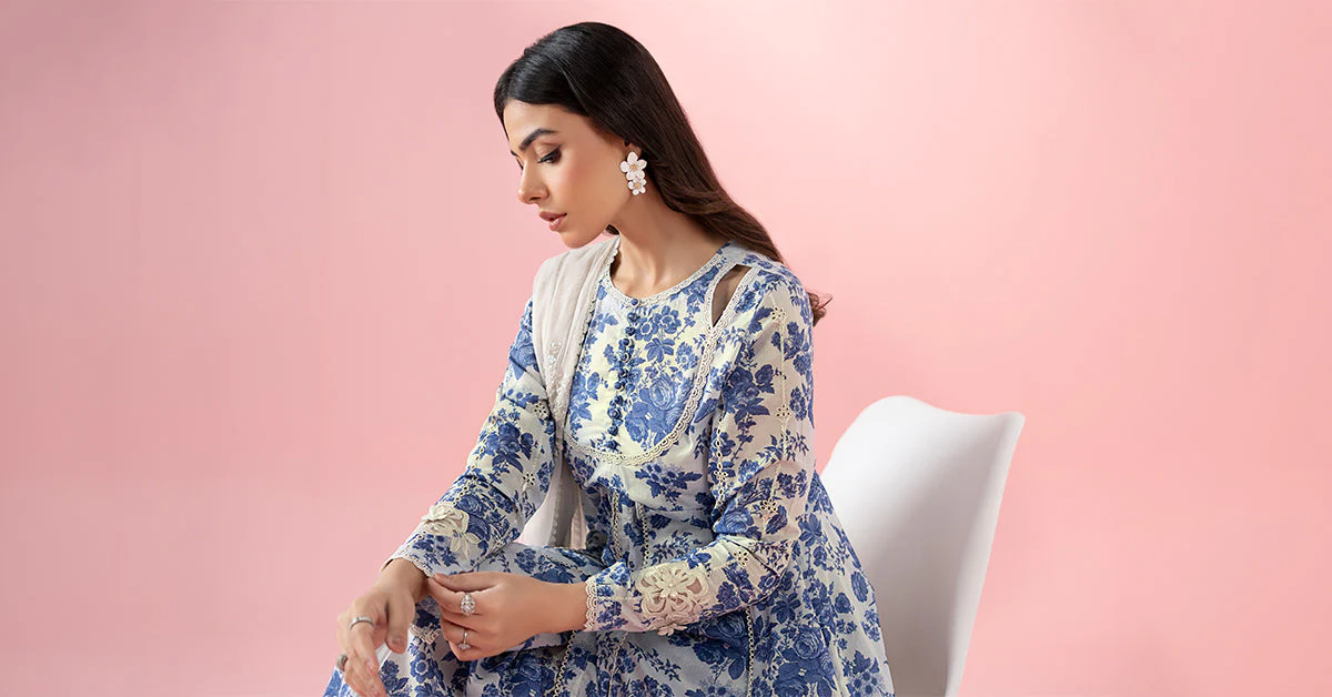 3 Piece Printed Lawn Suit - Image 13
