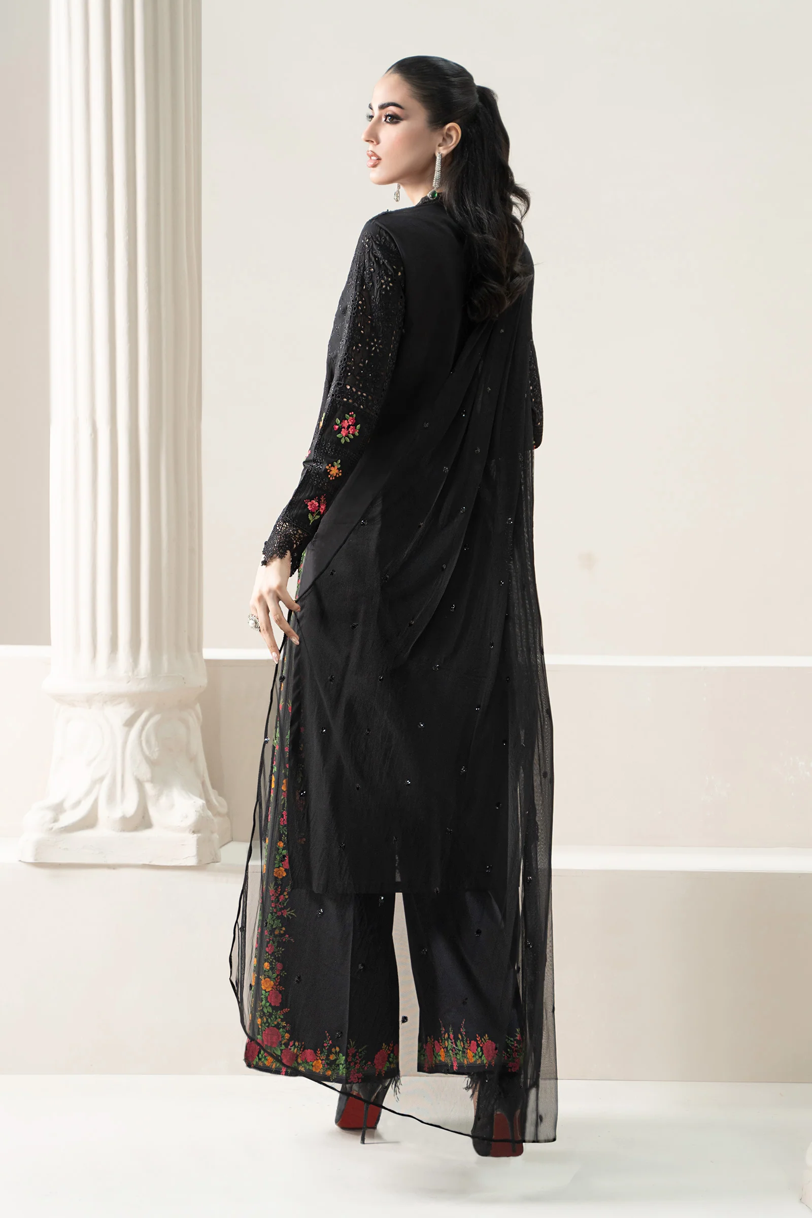 3 Piece Embroidered Lawn Suit | ELS-25-01 - Image 9