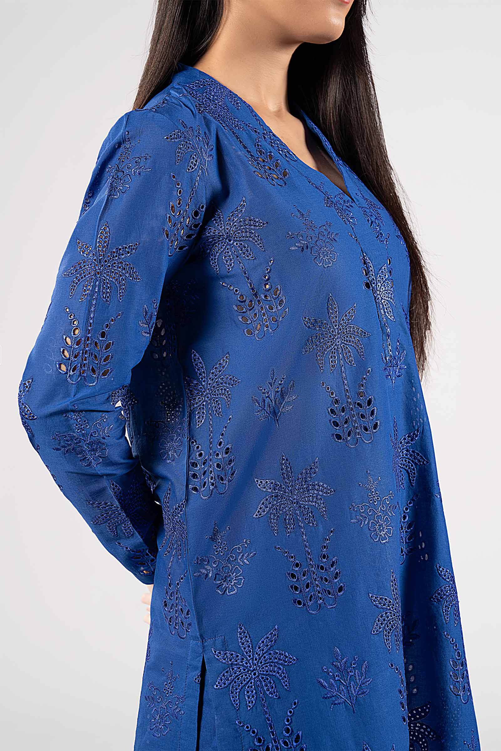 2 Pc Embroidered Lawn Suit - Image 4