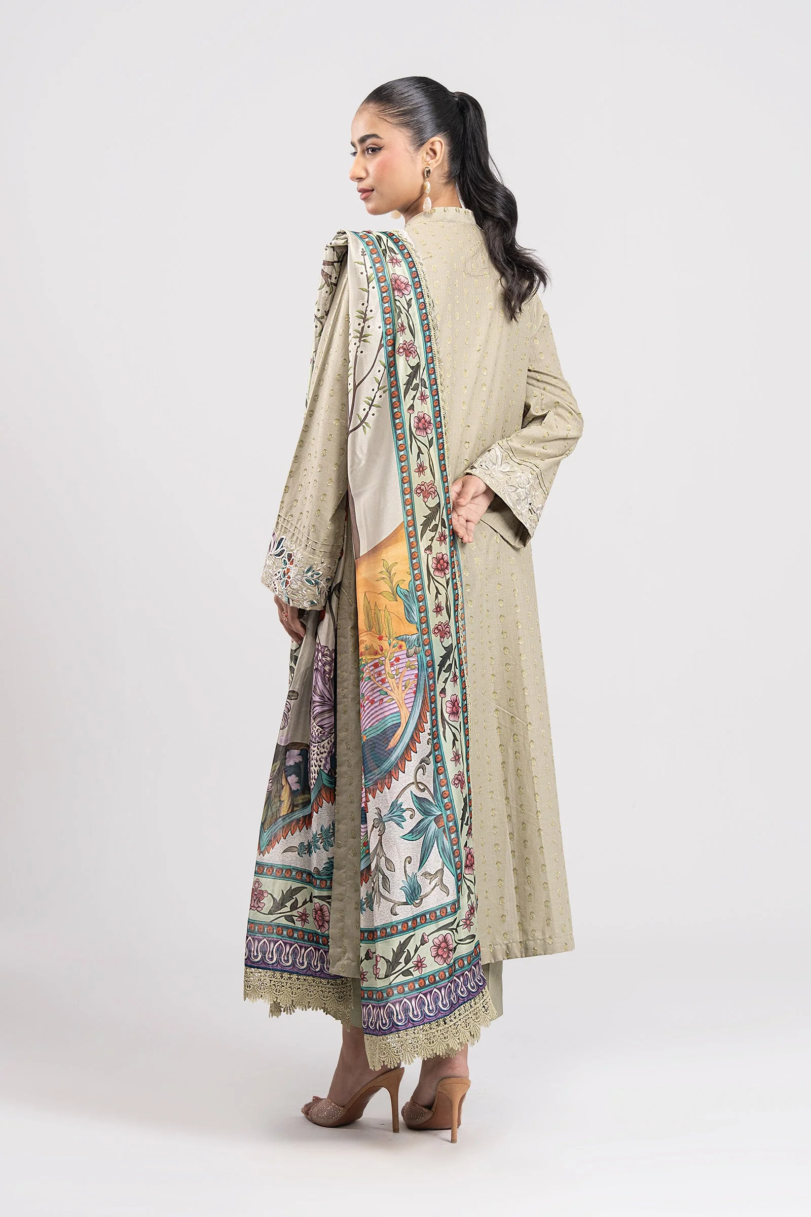 2 Pc Embroidered Lurex Suit - Image 6