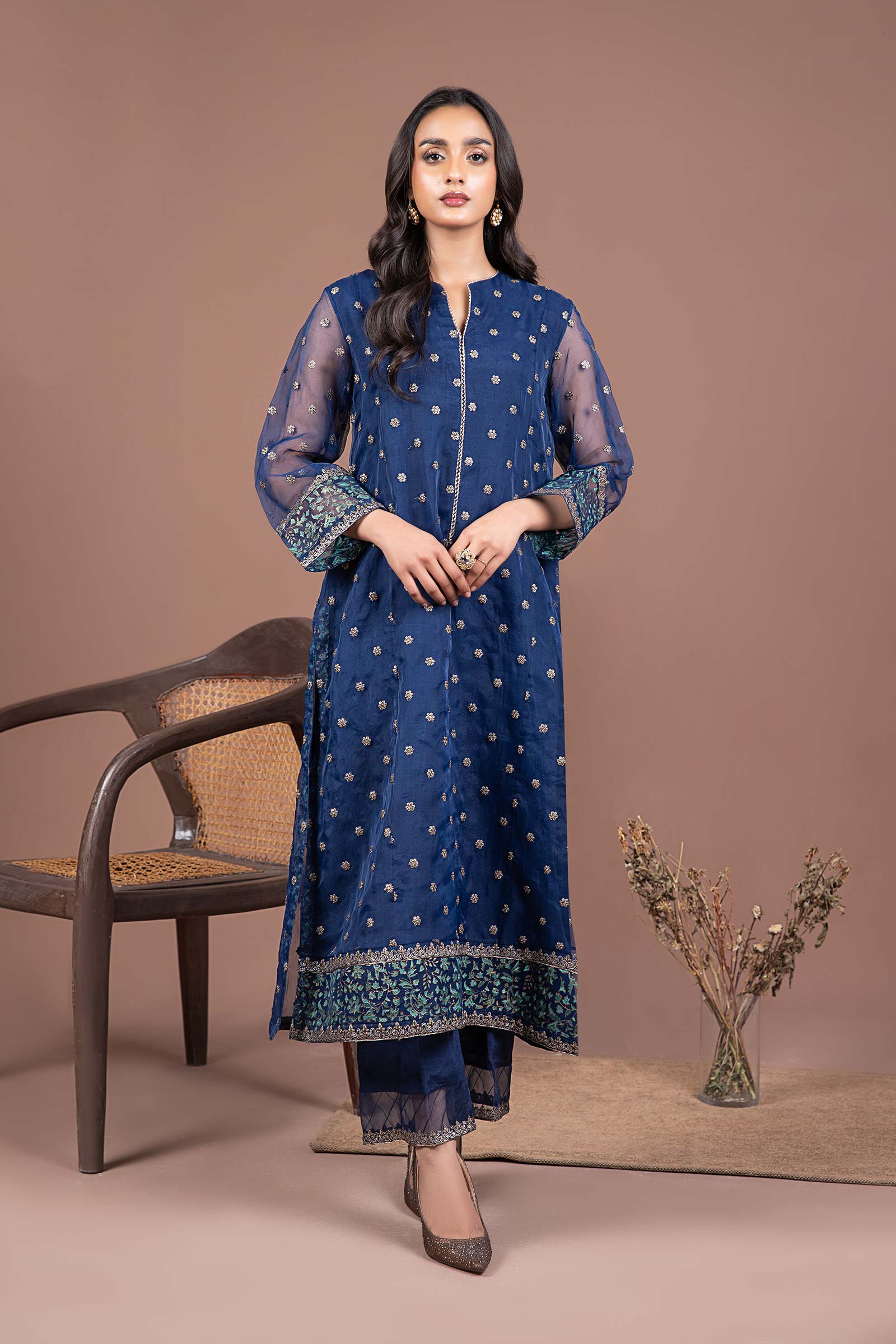 2 Pc Embroidered Organza Suit - Image 5