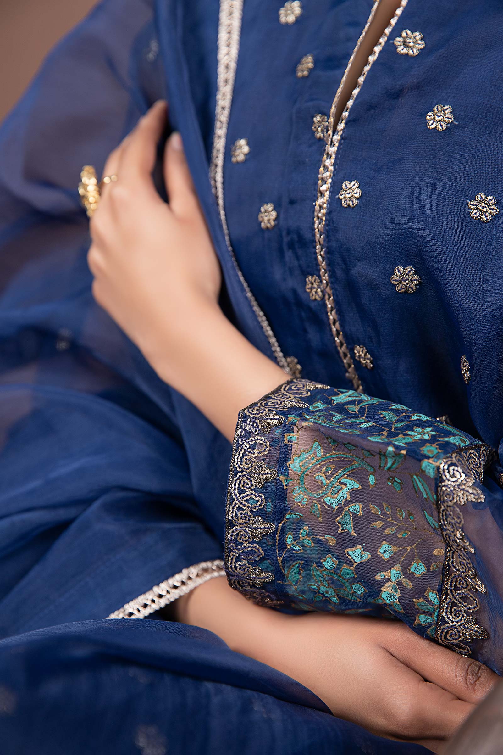 2 Pc Embroidered Organza Suit - Image 7