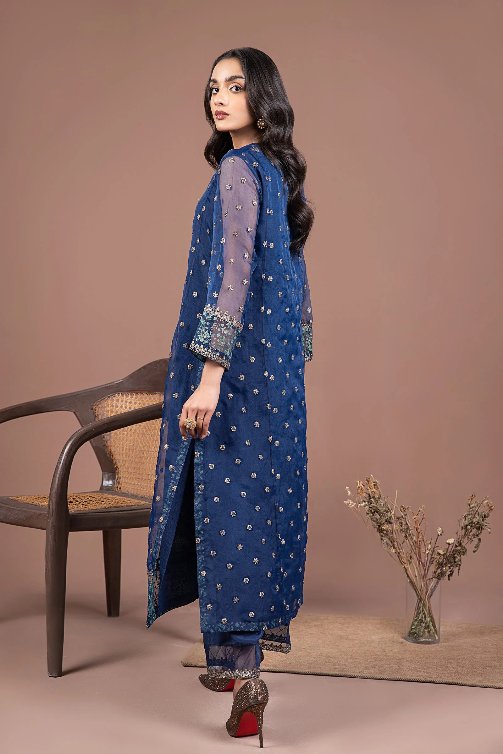 2 Pc Embroidered Organza Suit - Image 9