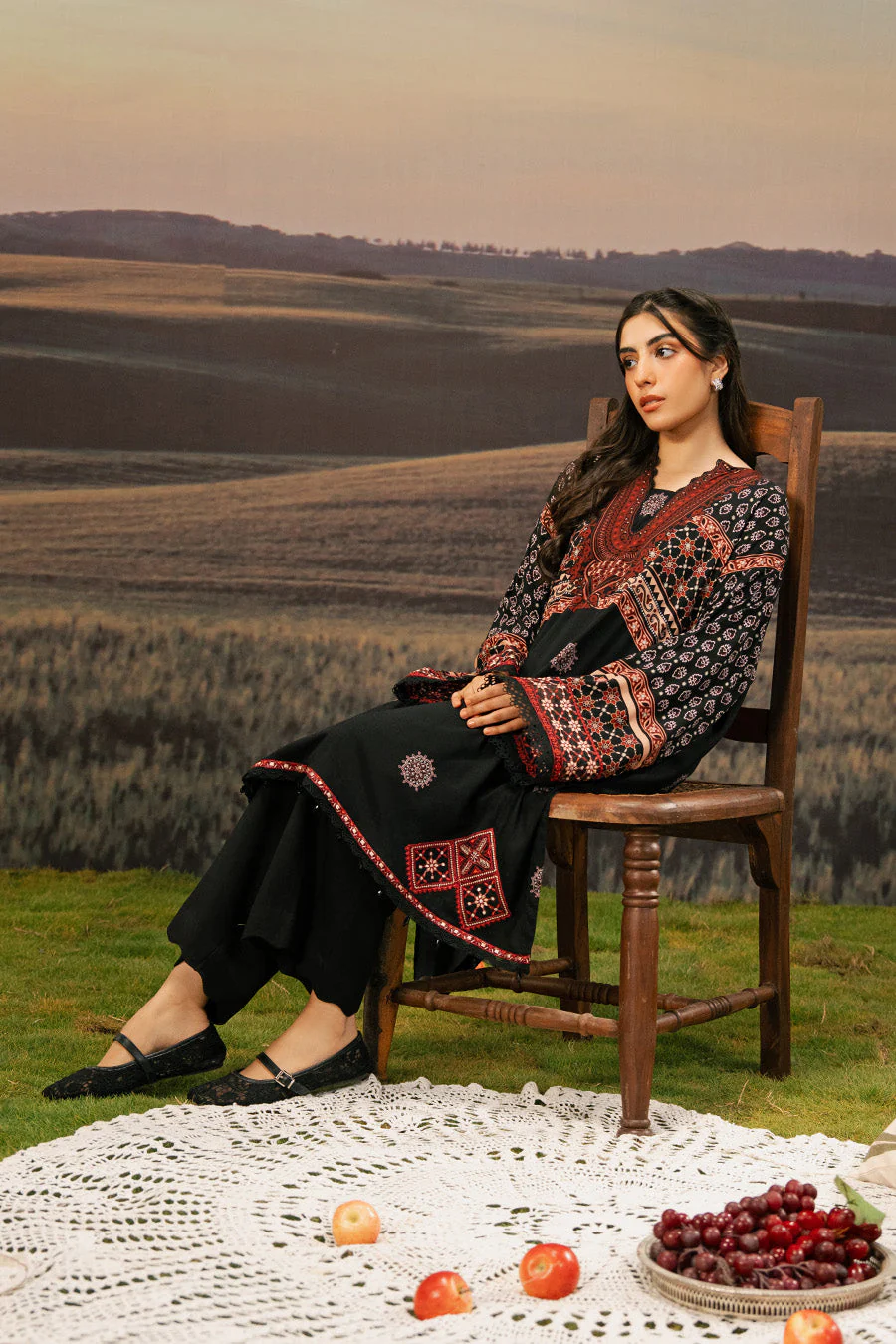 3 Pc Unstitched Embroidered Arabic Lawn Suit | MB-PFUS25-09A - Image 5