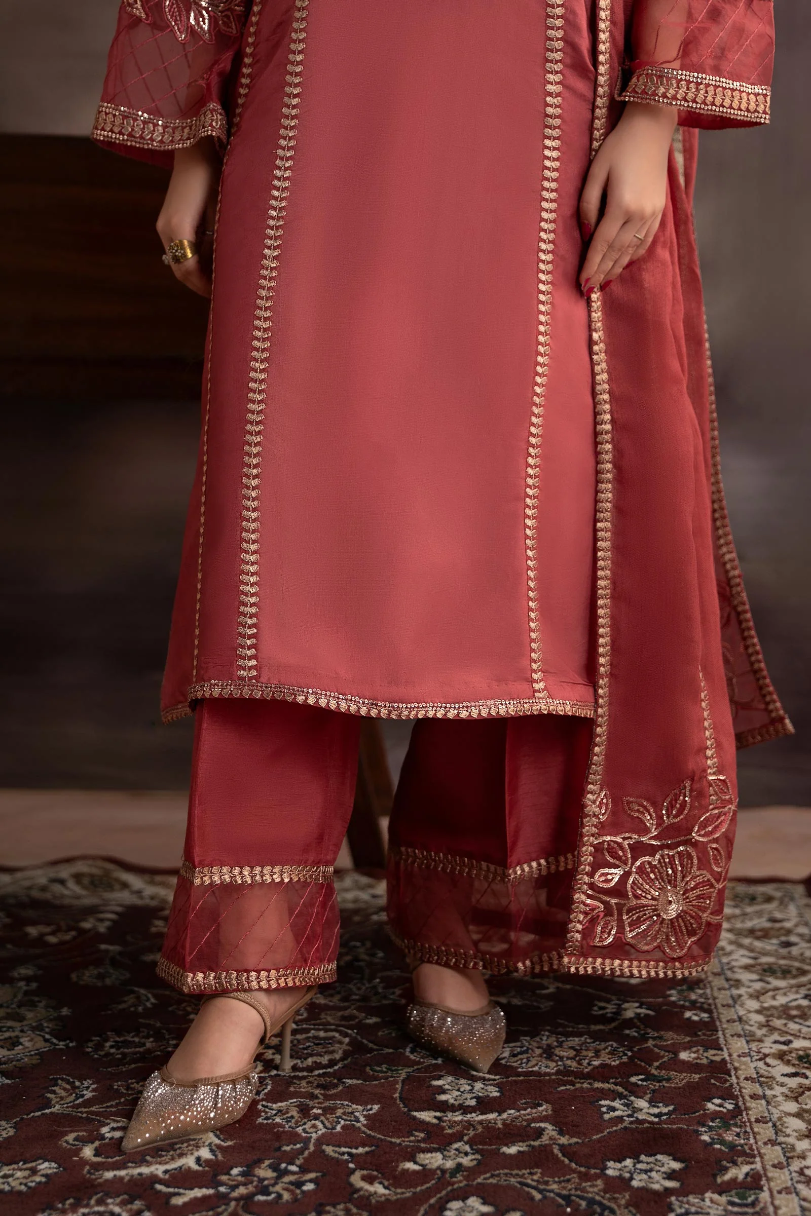 3 Piece Embroidered Tassel Silk Suit - Image 6