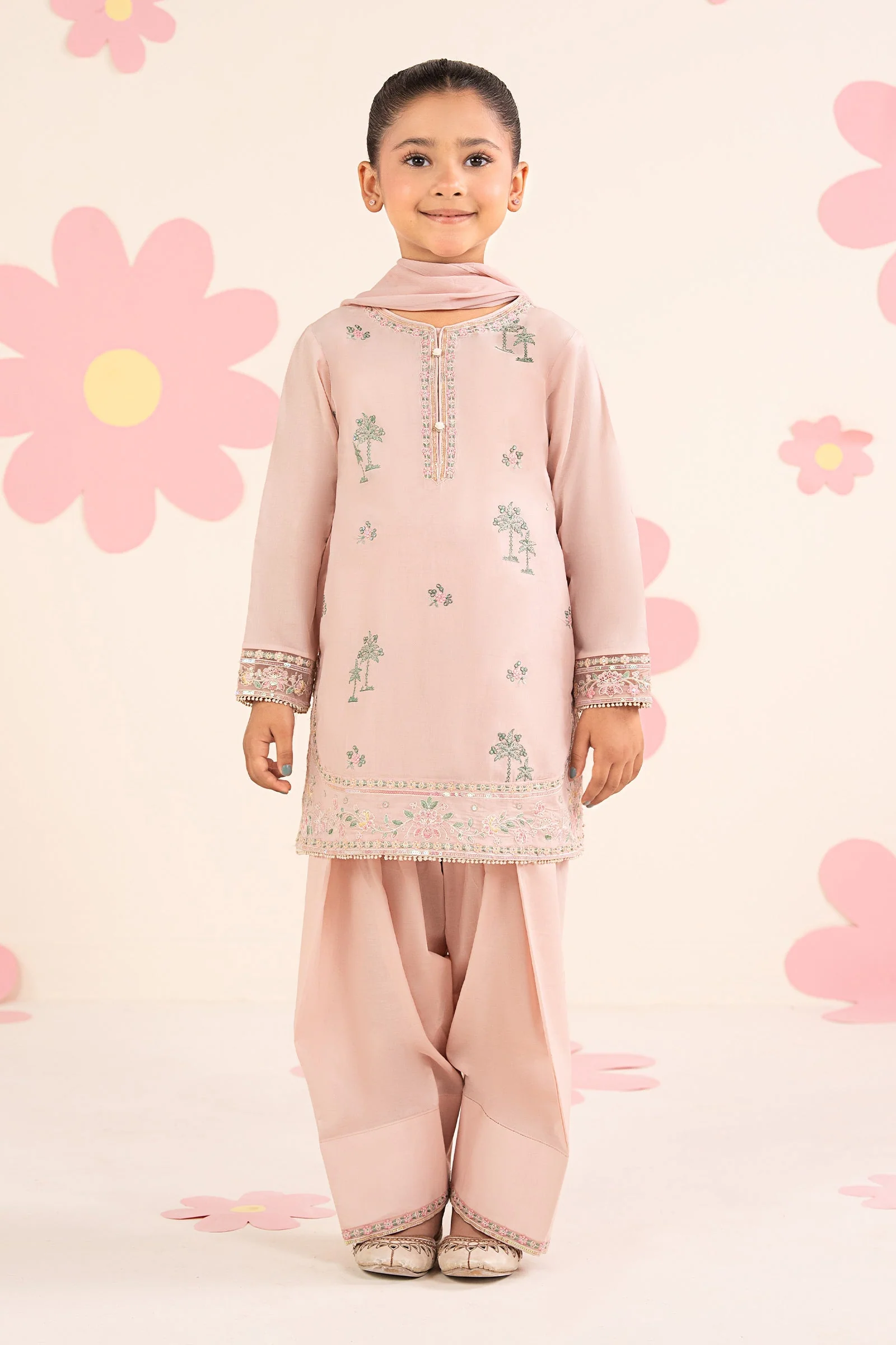 3 Piece Embroidered Lawn Suit - Image 6