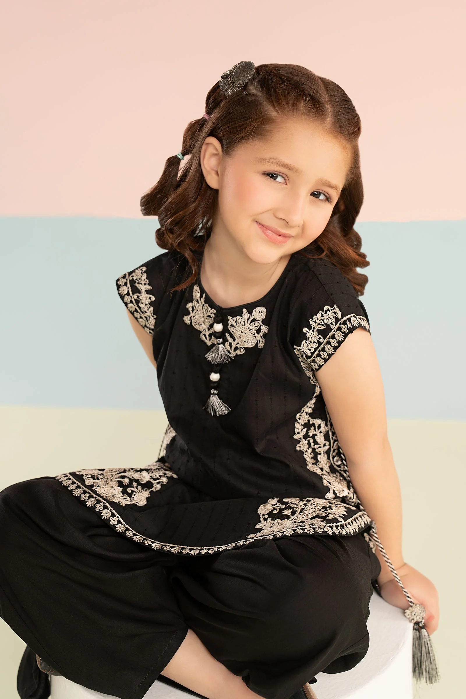 3 Piece Embroidered Brochia Jacquard Suit - Image 3