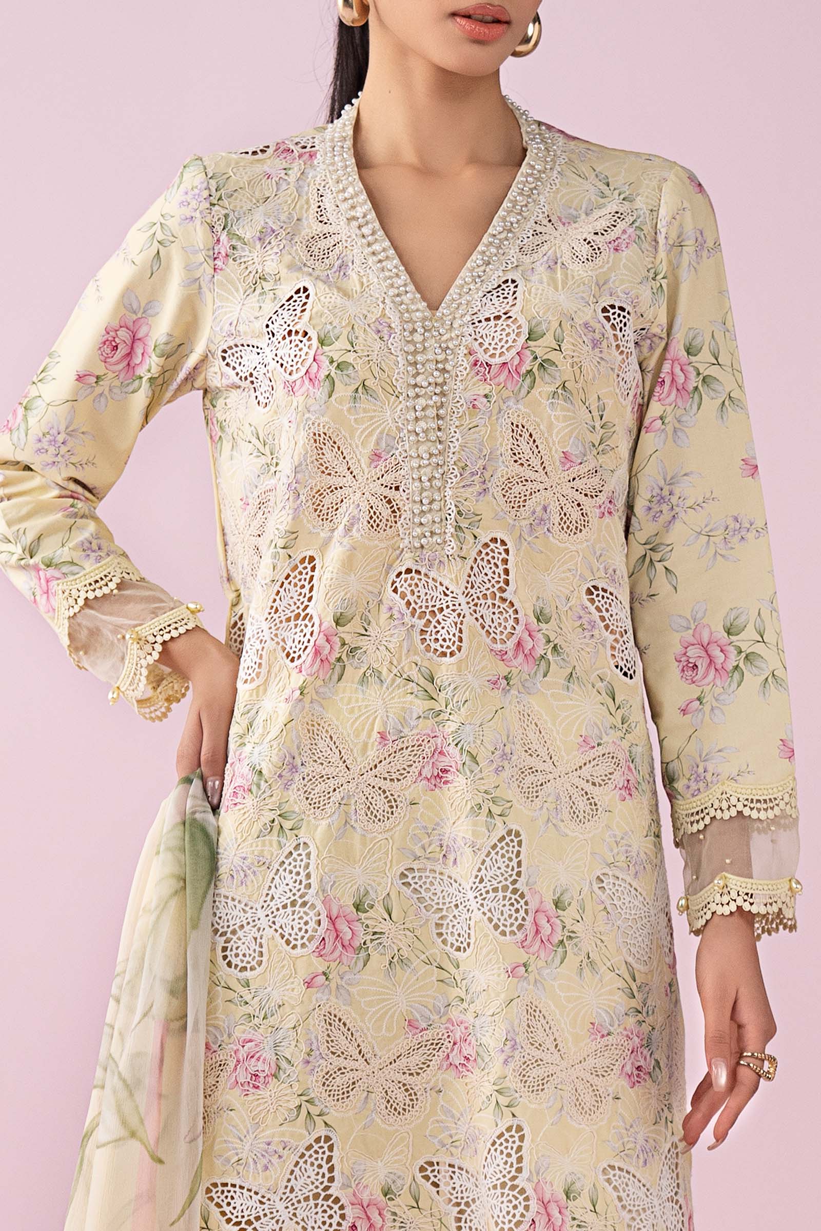 3 Piece Embroidered Lawn Suit - Image 4