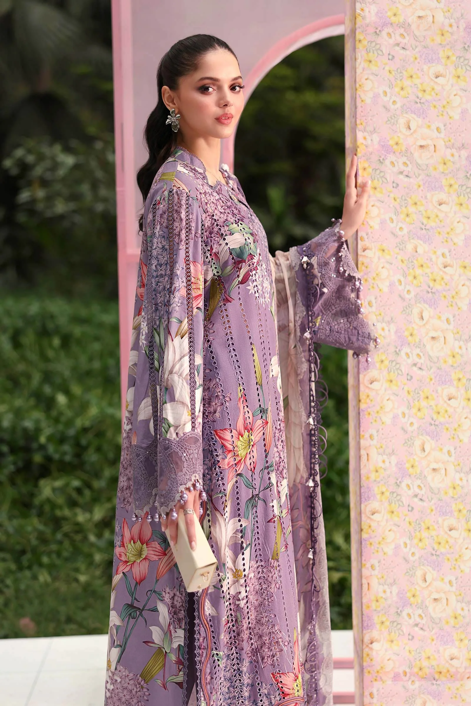 3 Piece Unstitched Embroidered Lawn Suit - Image 4